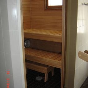 Asunnon pieni sauna